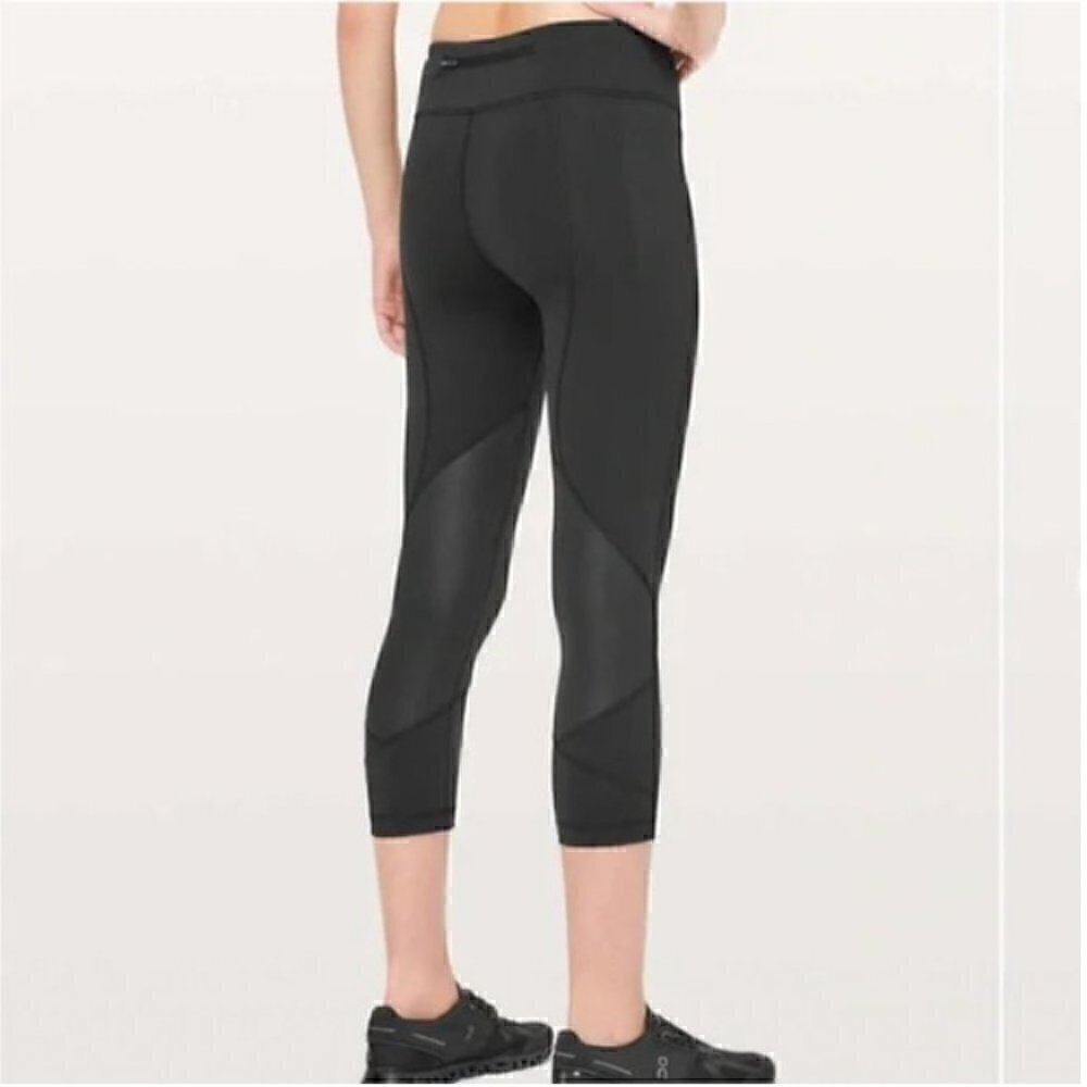 Lululemon Pace Rival Crop *22" Black Size 4 *damaged*